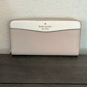 Leila Large Continental Wallet